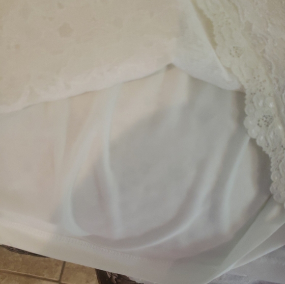 Draper's & Damon's Lace Blouse - Picture 6 of 7